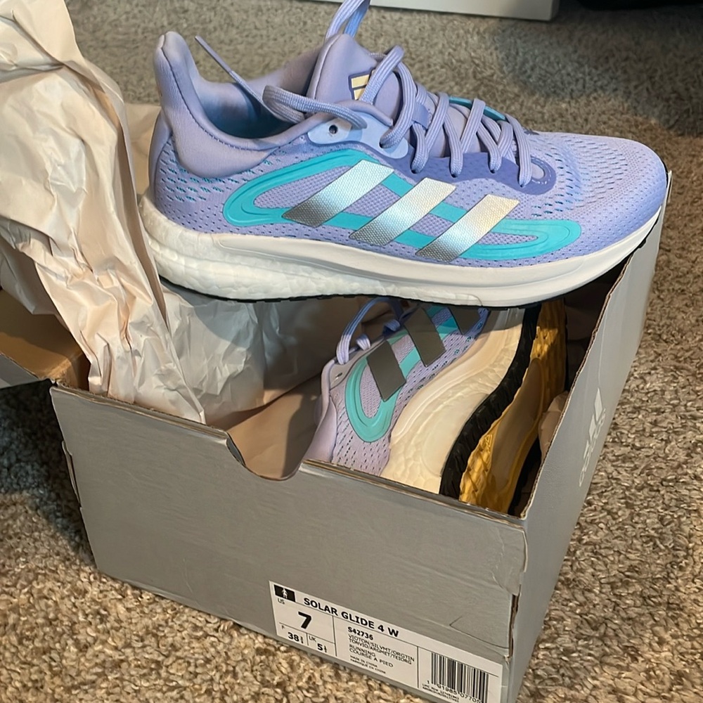Adidas Solar Glide 4
